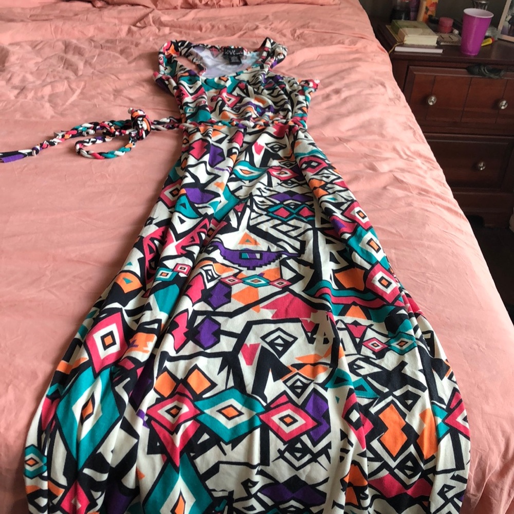 Women’s maxi dress